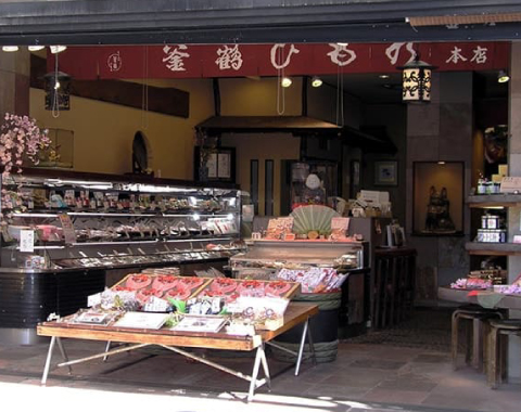 ���߂Ђ��̖{�X